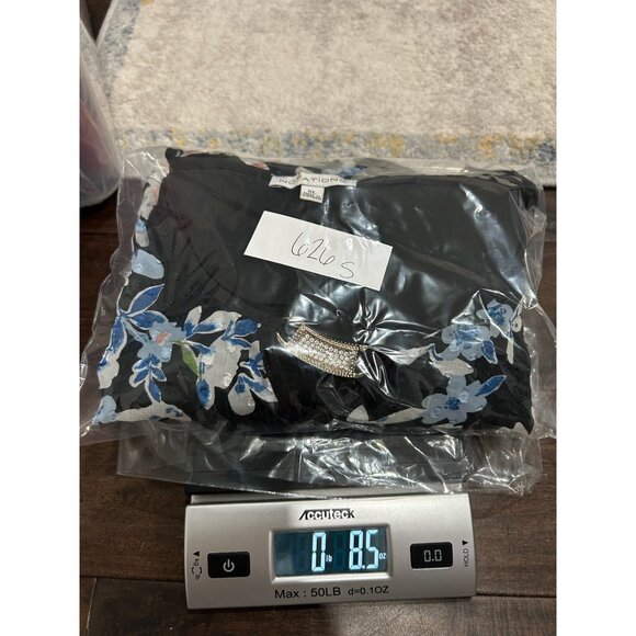 Notations Floral Chiffon Poncho Blouse Black Blue Sz XL Clip Dot Rhinestone Boho - Picture 11 of 11